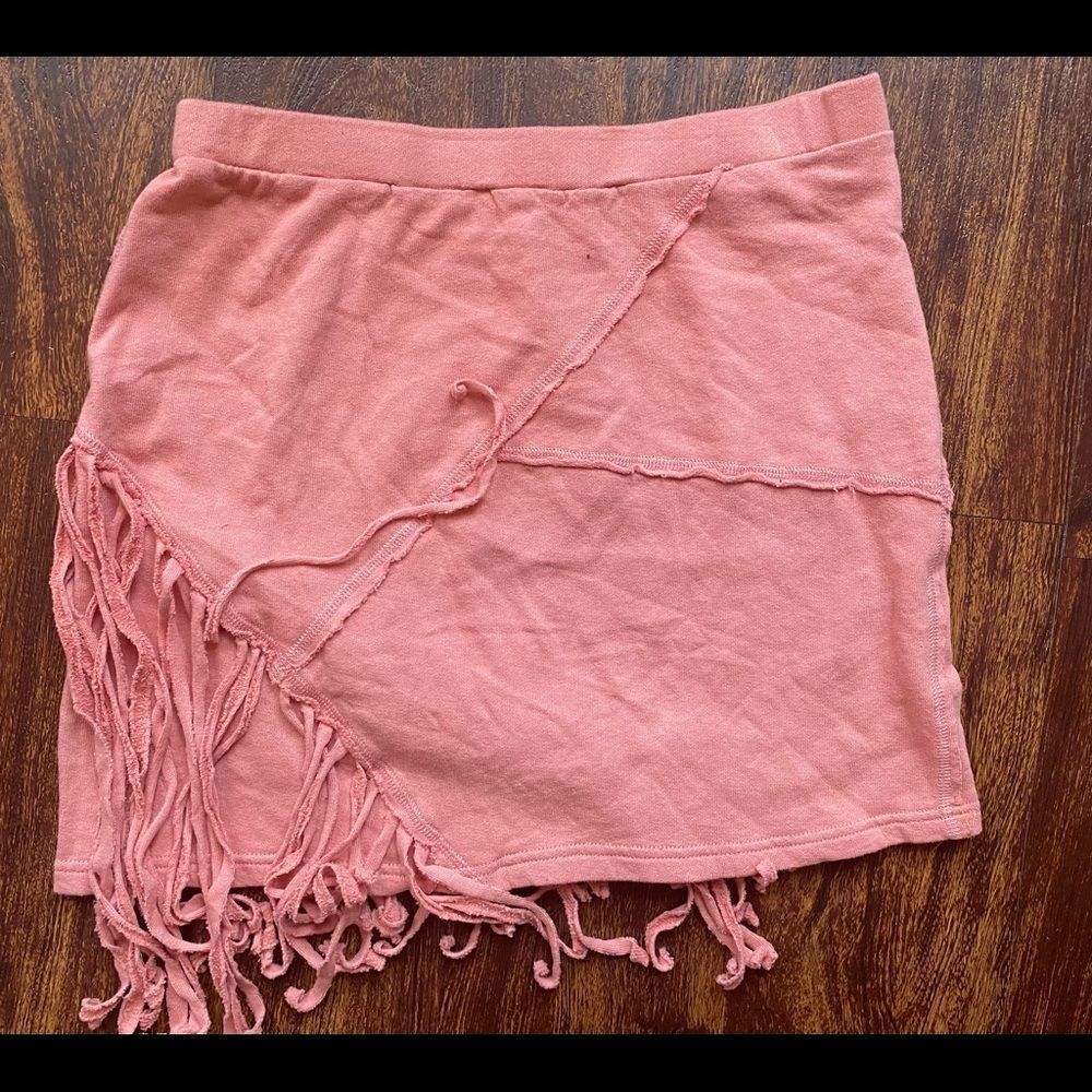 Brand New! Pink fringe skirt - Picture 4 of 8